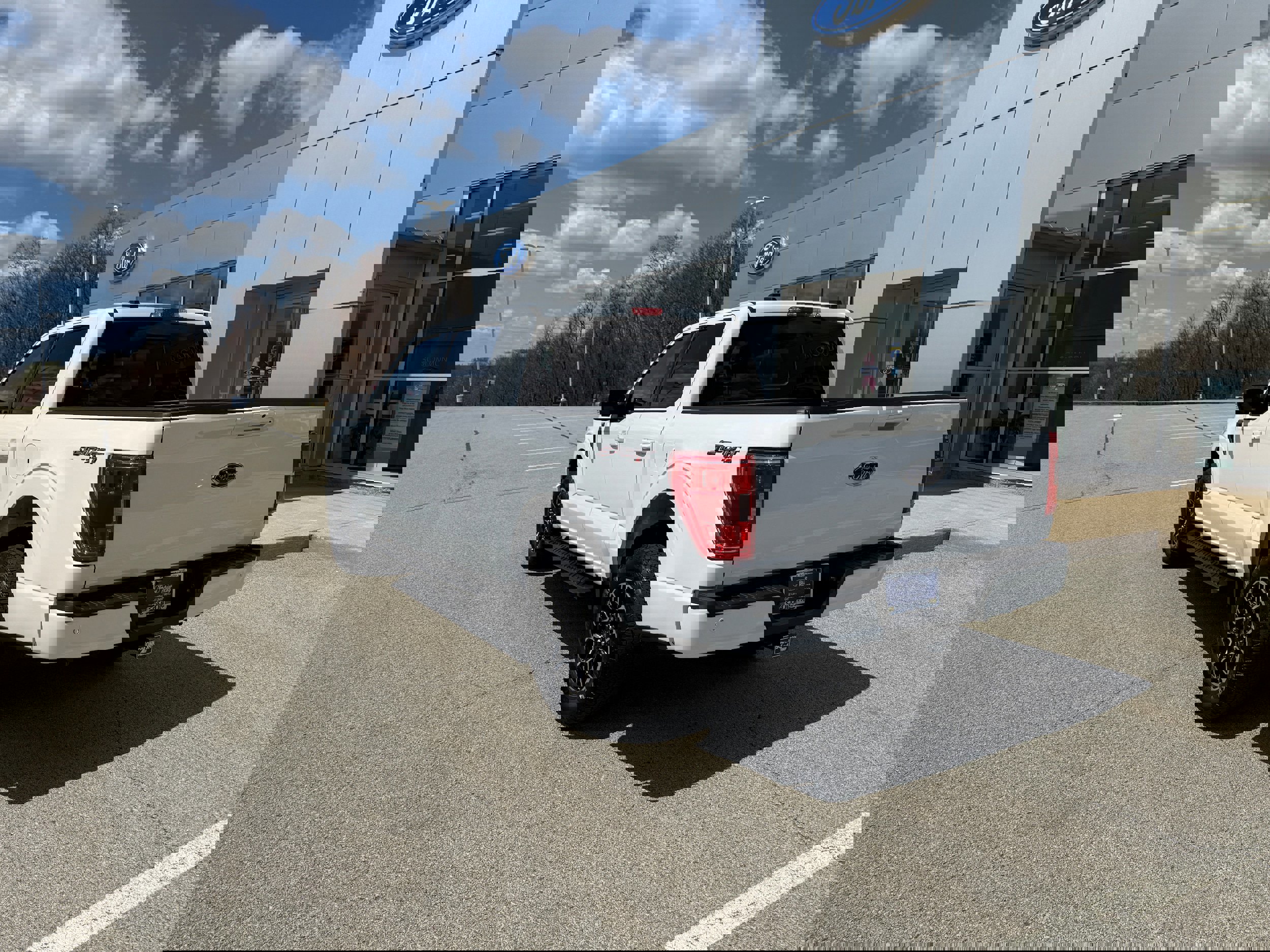 Certified 2023 Ford F150 XLT w/ Equipment Group 302A High image 5