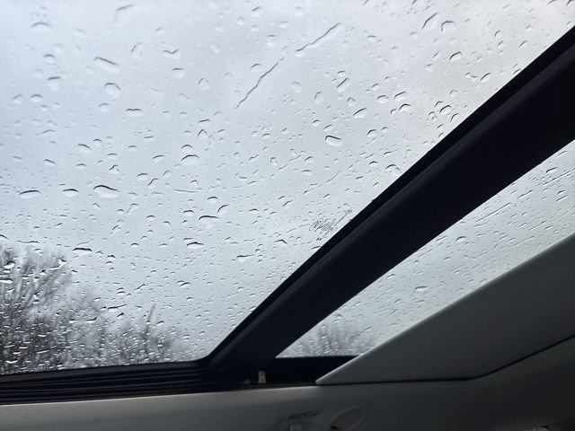 Certified 2025 Ford Explorer Platinum w/ Ultimate Package image 15