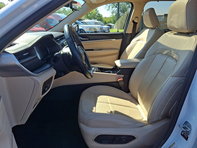 Used 2021 Jeep Grand Cherokee L Limited w/ Luxury Tech Group II AWD/4WD image 15