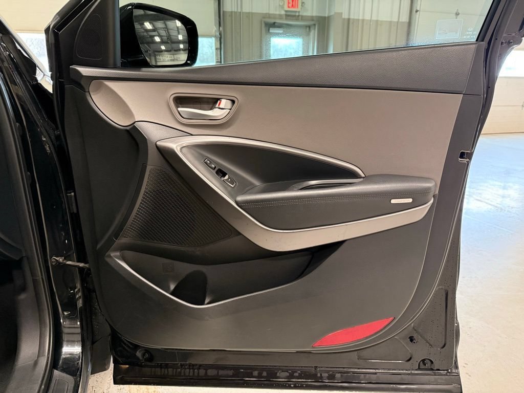 Used 2018 Hyundai Santa Fe Sport AWD/4WD image 14