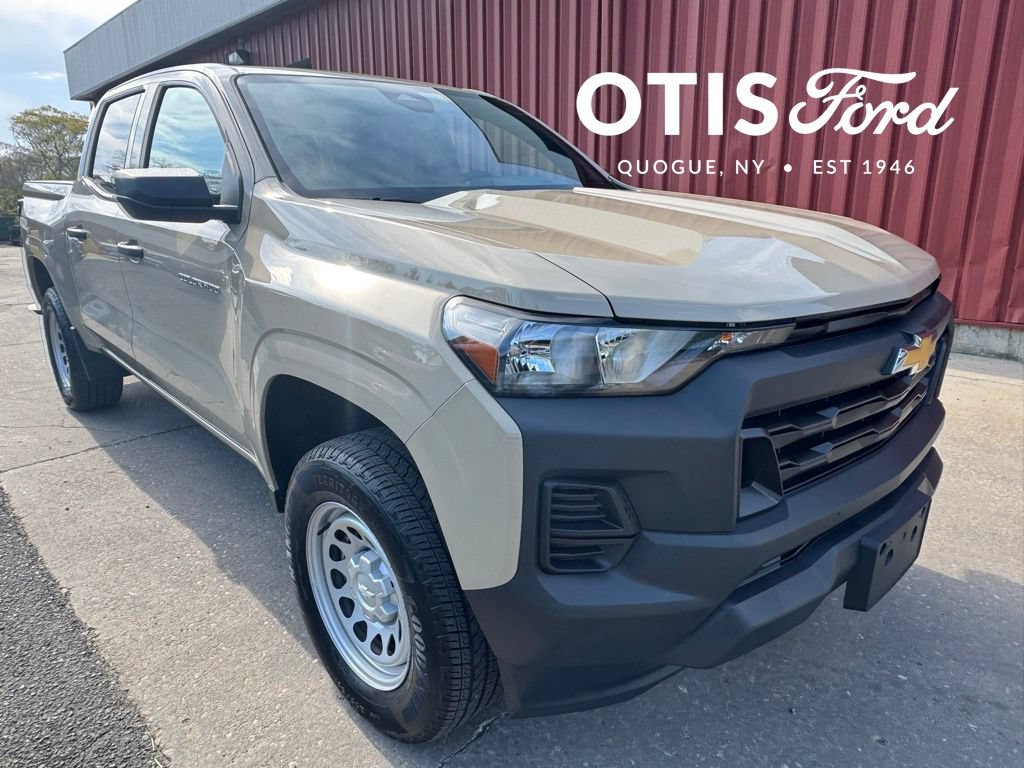 Used 2024 Chevrolet Colorado W/T RWD image 1