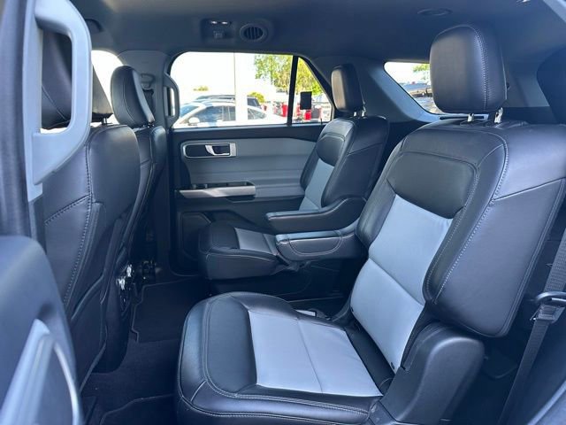 Certified 2022 Ford Explorer XLT w/ Equipment Group 202A image 14