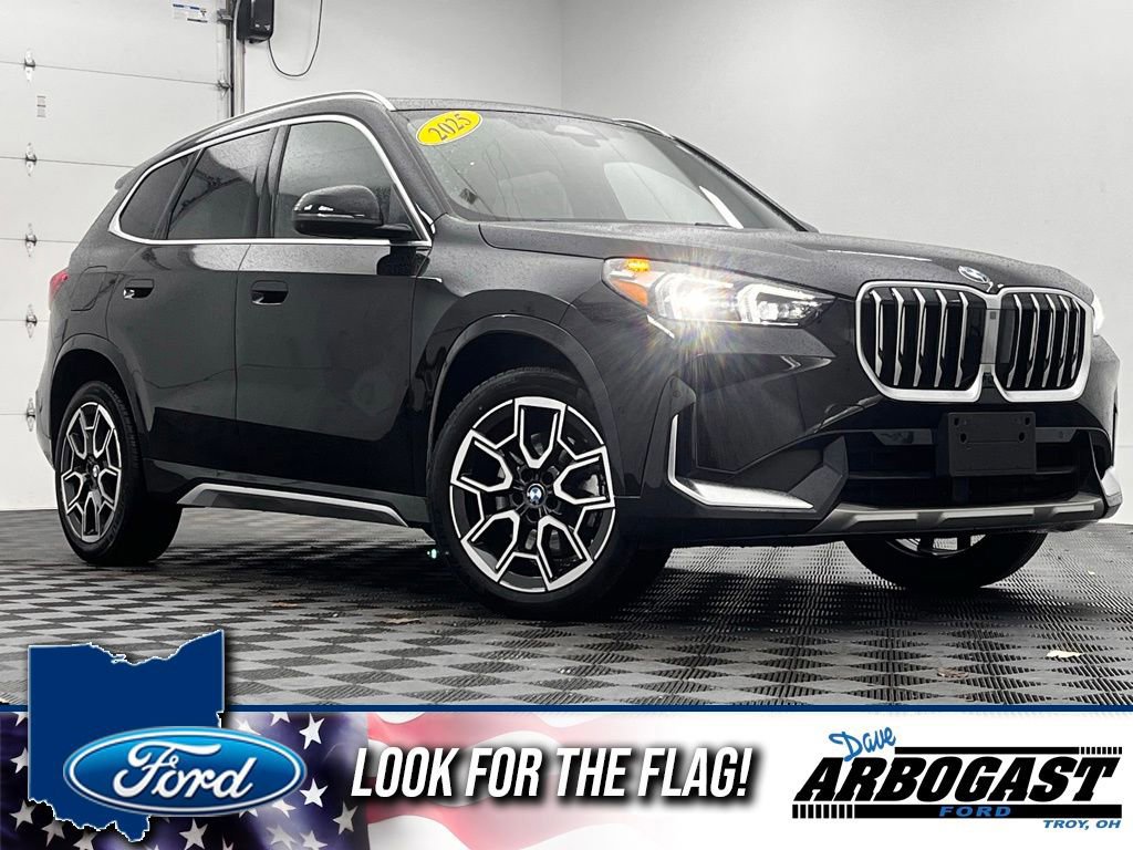Used 2025 BMW X1 xDrive28i w/ Technology Package image 1