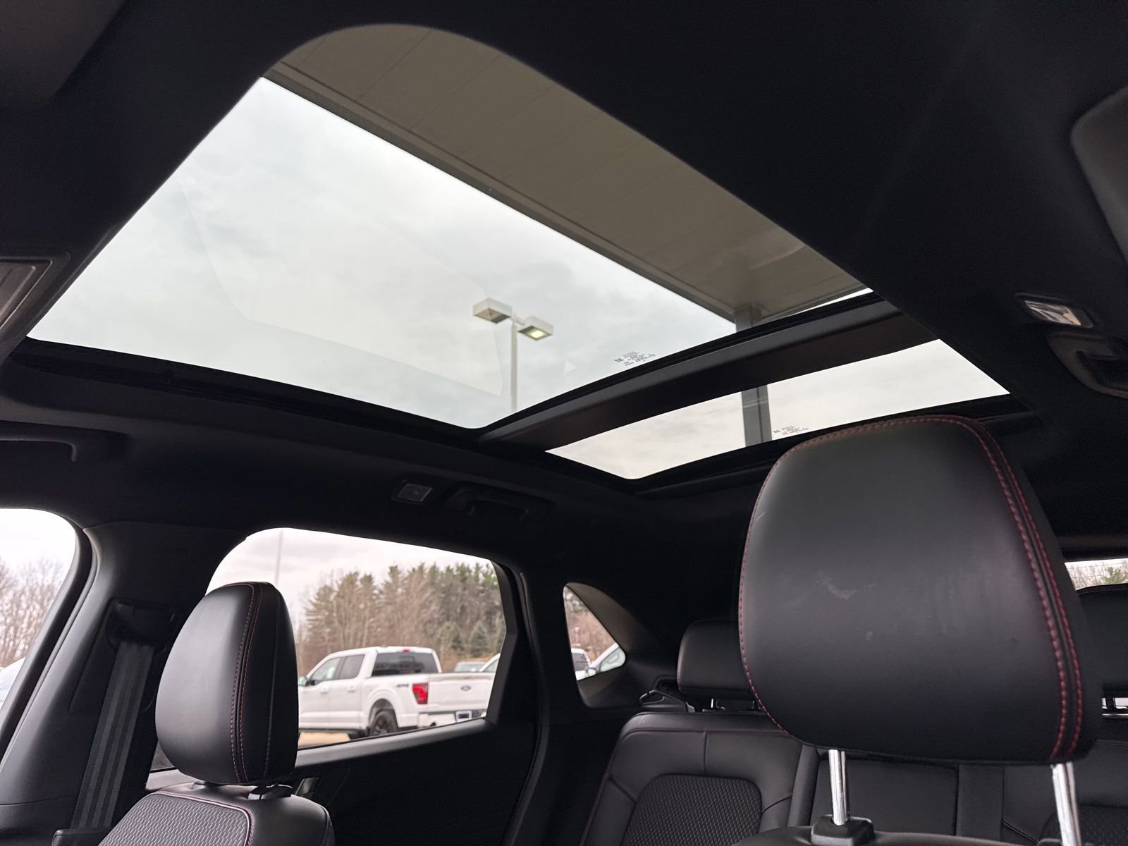 Certified 2023 Ford Escape ST-Line Select w/ Tech Pack #2 image 25