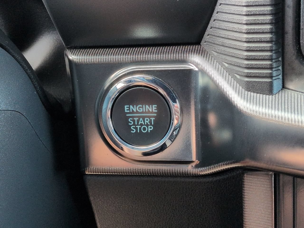 Certified 2024 Ford F150 Platinum w/ Equipment Group 702A High AWD/4WD image 28