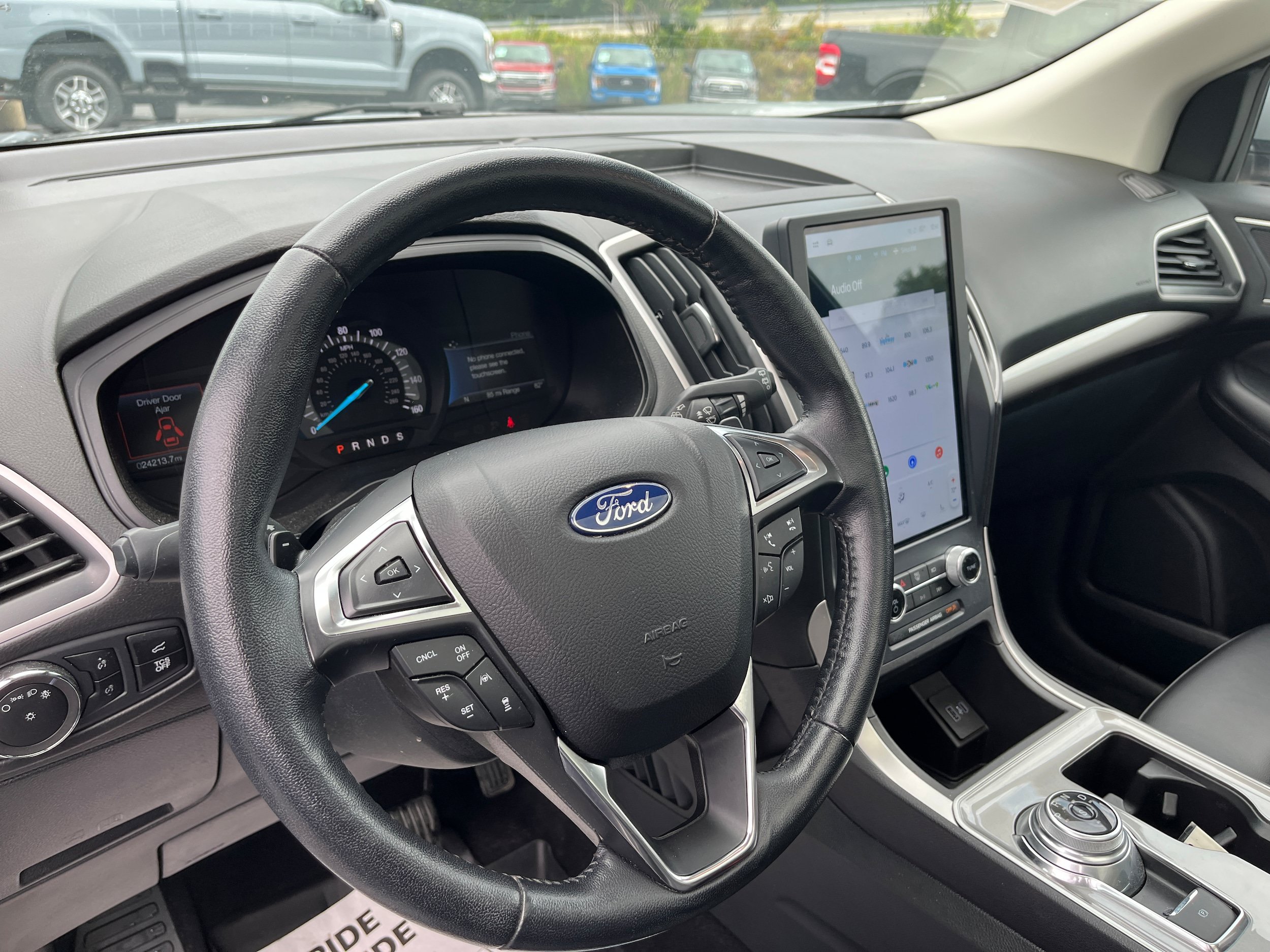 Certified 2023 Ford Edge SEL w/ Convenience Package AWD/4WD image 8