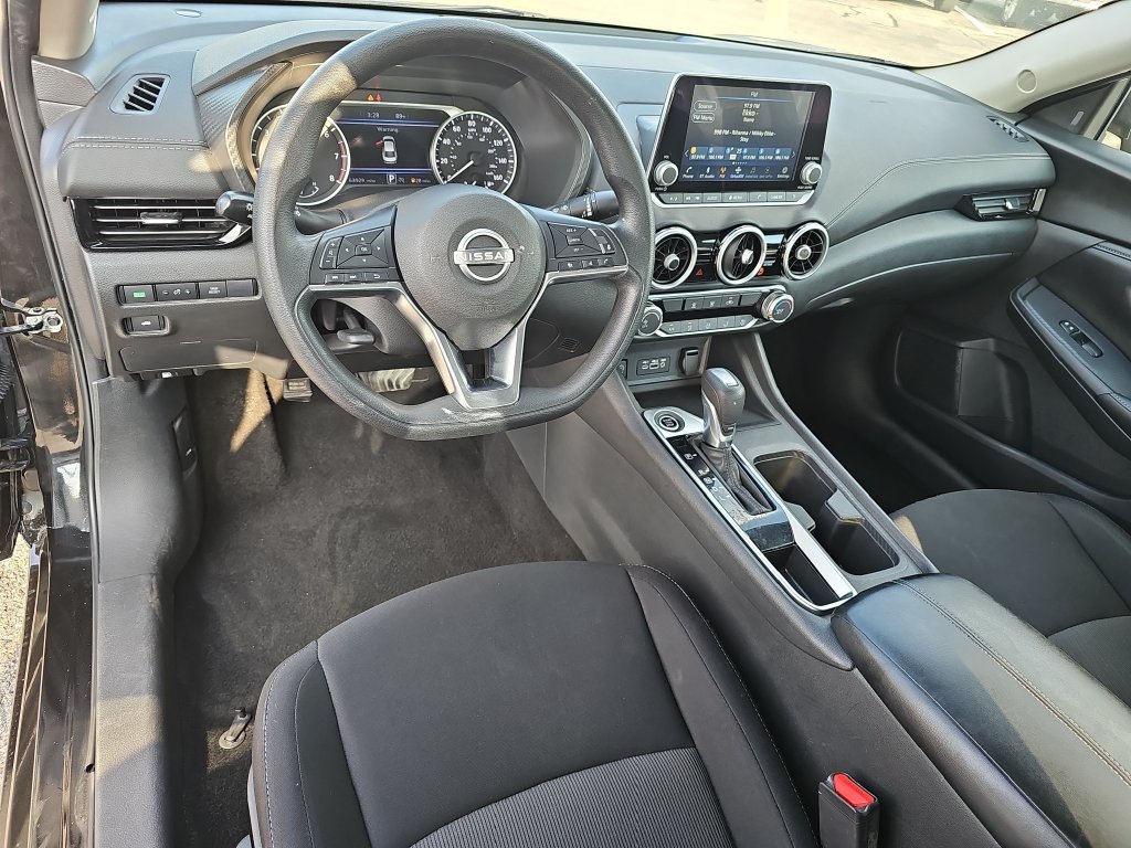 Used 2024 Nissan Sentra SV FWD image 16