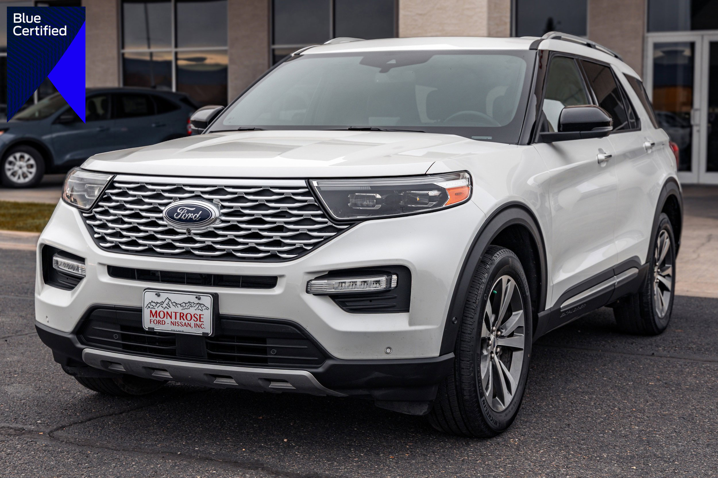 Certified 2020 Ford Explorer Platinum w/ Premium Technology Package image 1