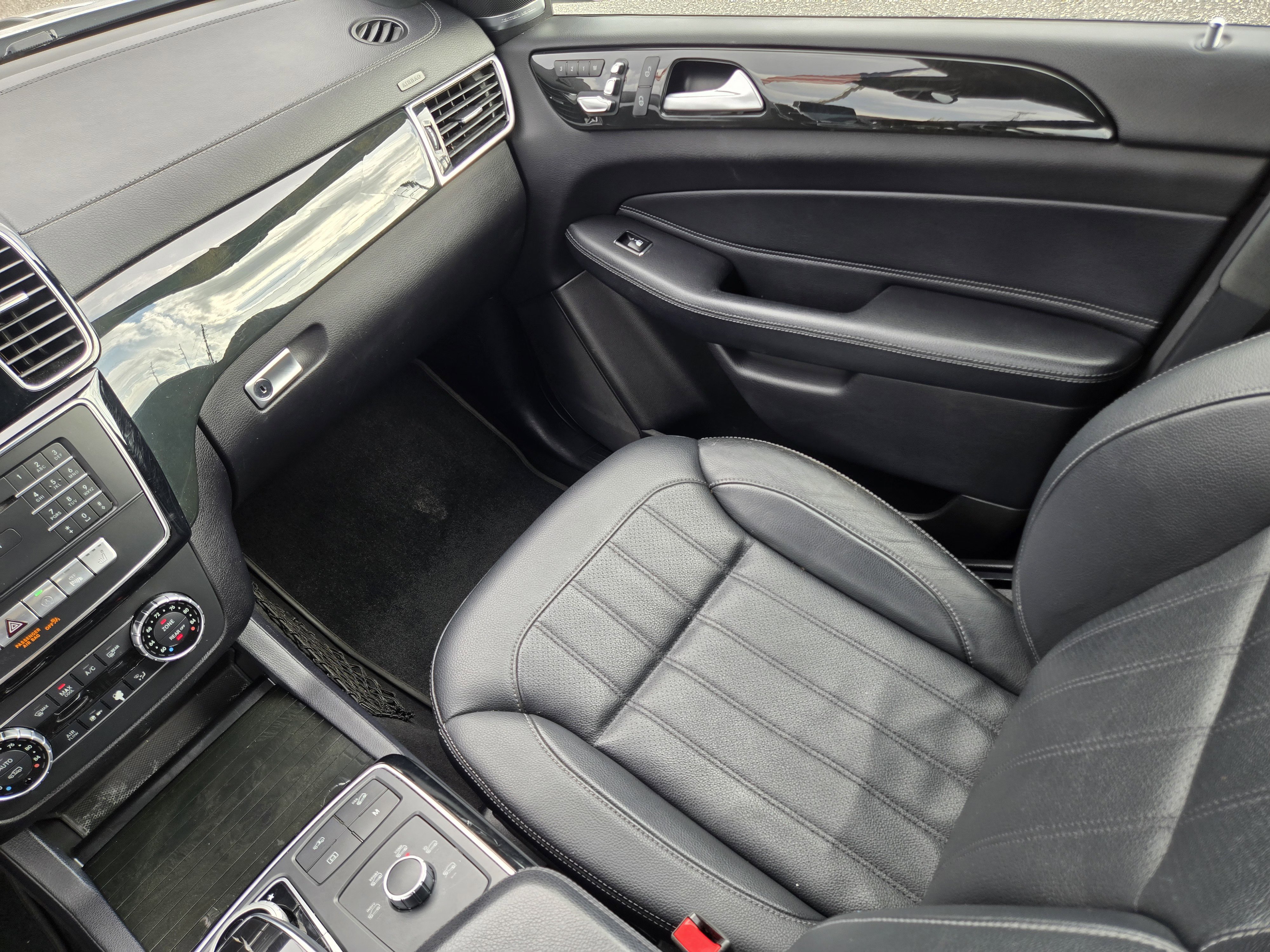 Used 2019 Mercedes-Benz GLS 450 4MATIC w/ Premium 1 Package image 17