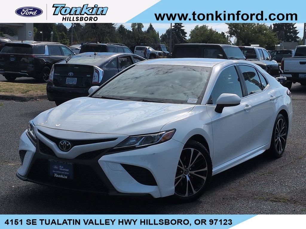 Used 2018 Toyota Camry SE