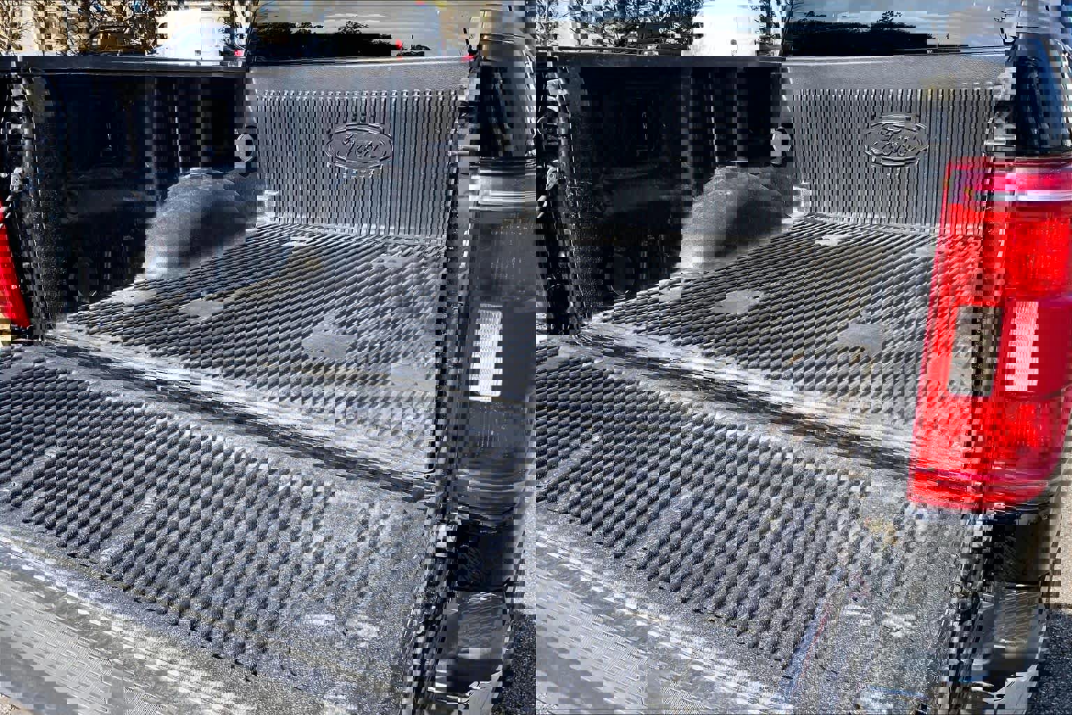 Certified 2022 Ford F150 XLT w/ XTR Package image 32