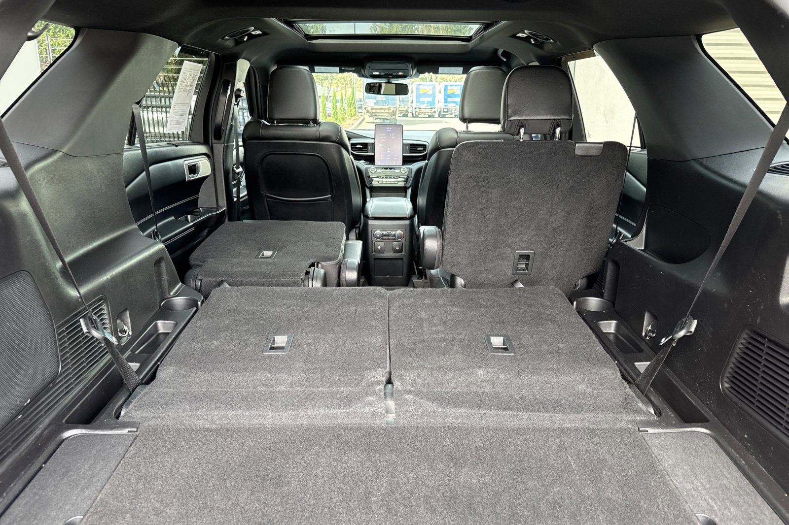 Certified 2020 Ford Explorer ST w/ ST Street Pack image 16