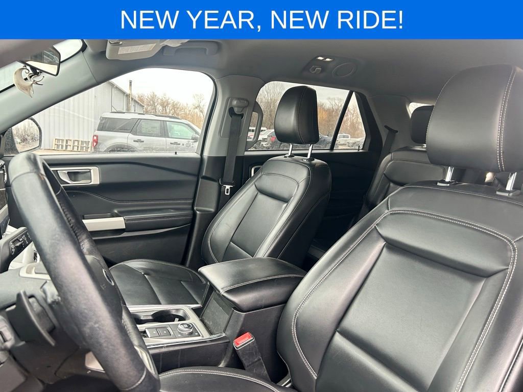 Certified 2021 Ford Explorer XLT w/ Equipment Group 202A image 12