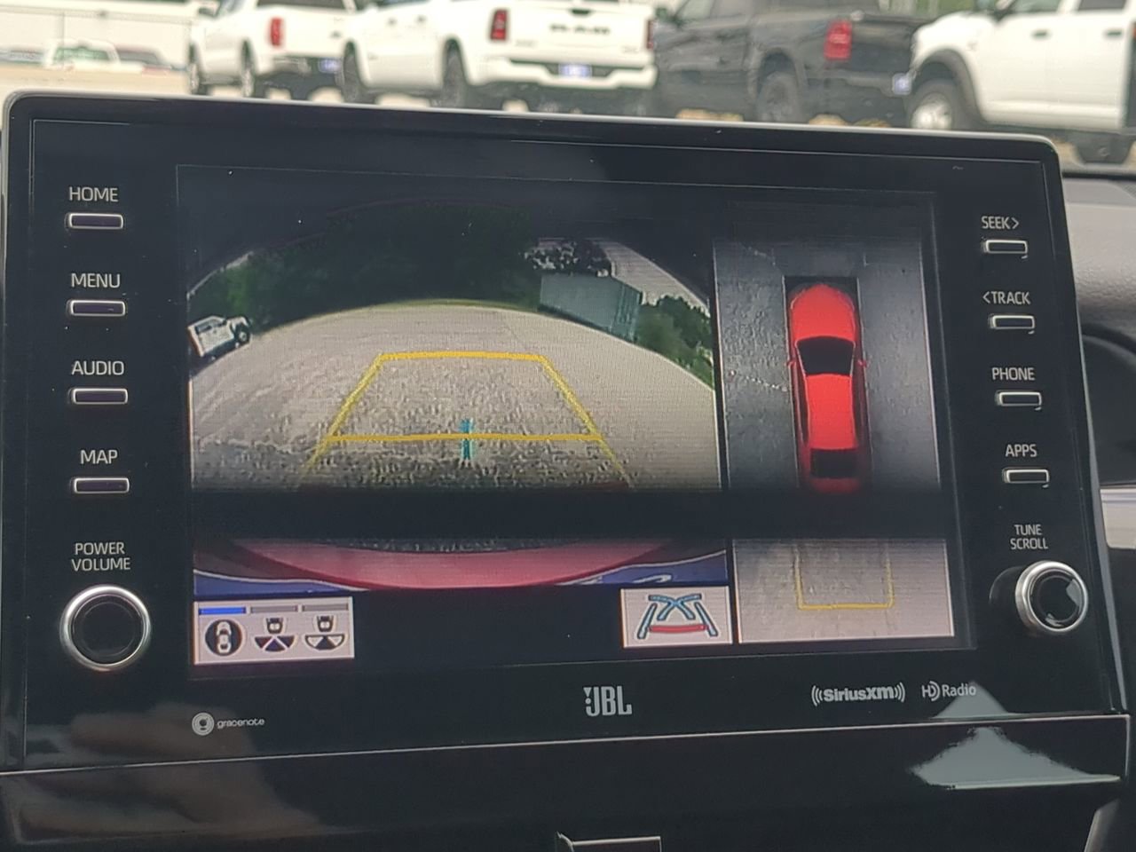 Used 2022 Toyota Camry XSE FWD image 18