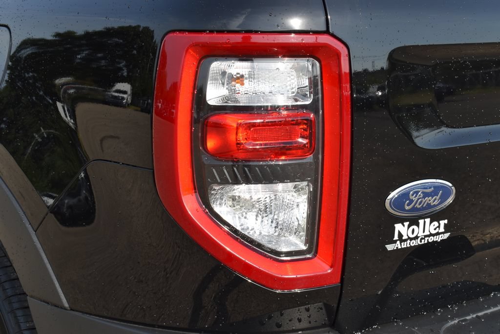 Certified 2025 Ford Bronco Sport Outer Banks w/ Outer Banks Tech Package+ AWD/4WD image 11