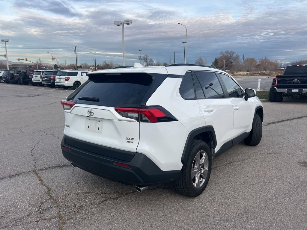 Used 2023 Toyota RAV4 XLE image 5