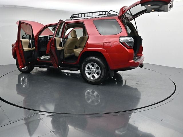 Used 2022 Toyota 4Runner SR5 RWD image 43