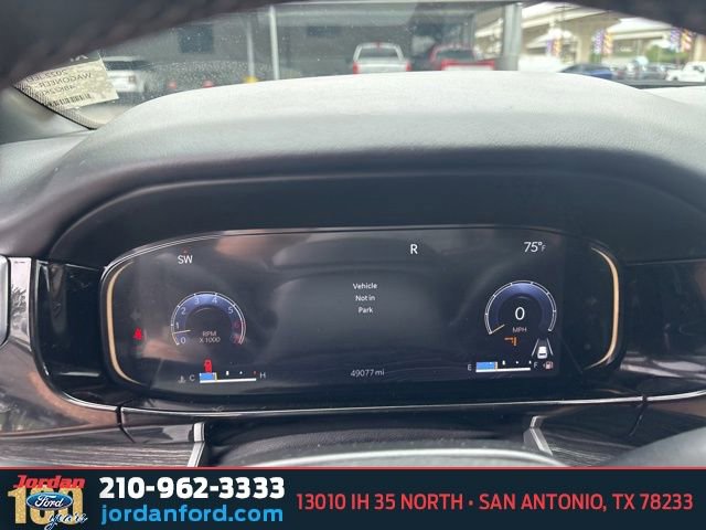Used 2022 Jeep Wagoneer Series III AWD/4WD image 23