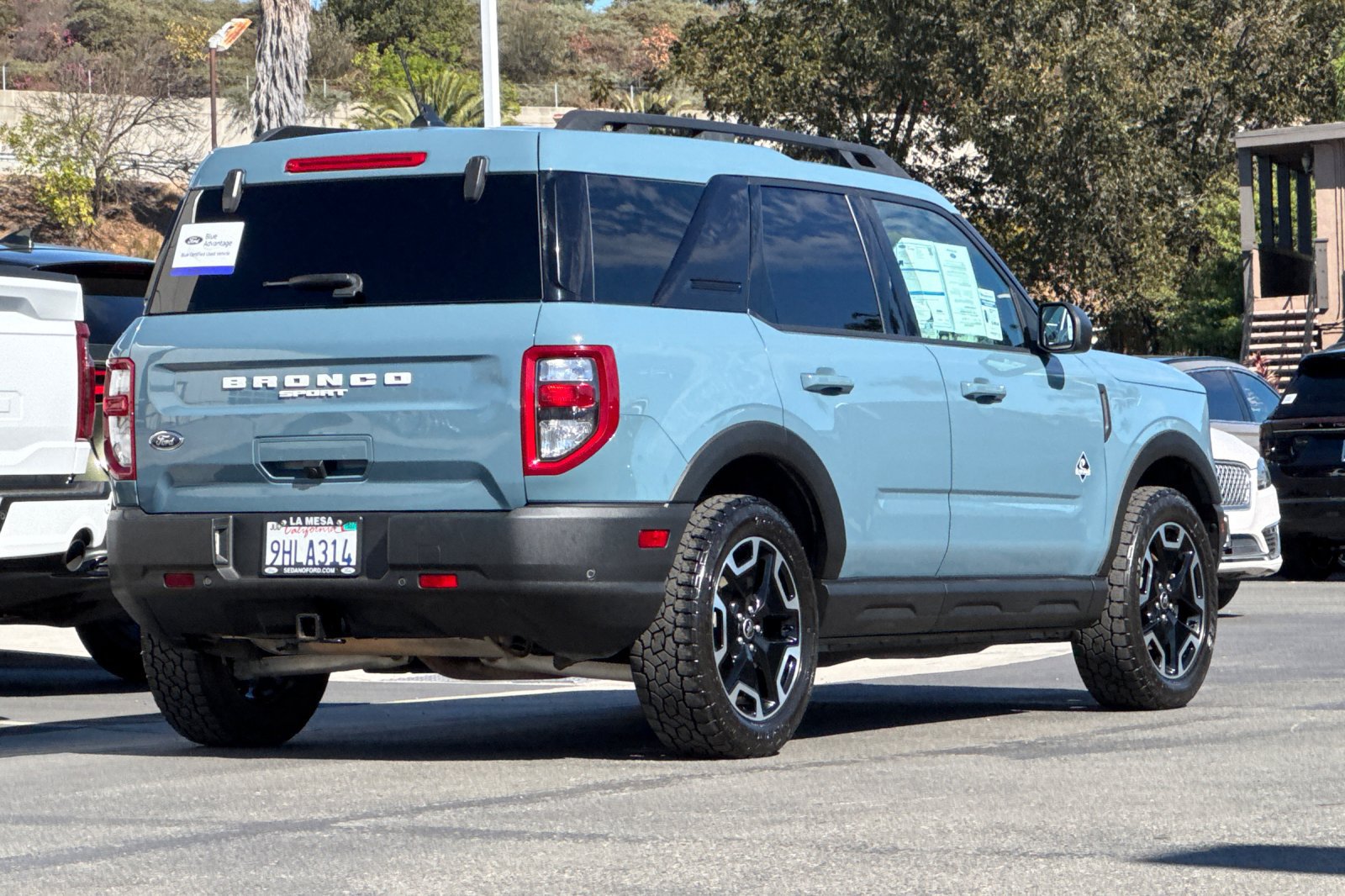 Certified 2023 Ford Bronco Sport Outer Banks AWD/4WD image 3