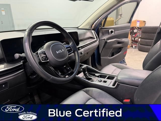 Used 2024 Kia Sorento S w/ Panoramic Sunroof Package FWD image 9