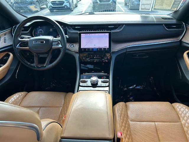 Used 2023 Jeep Grand Cherokee Summit w/ Adv Protech Group IV AWD/4WD image 10