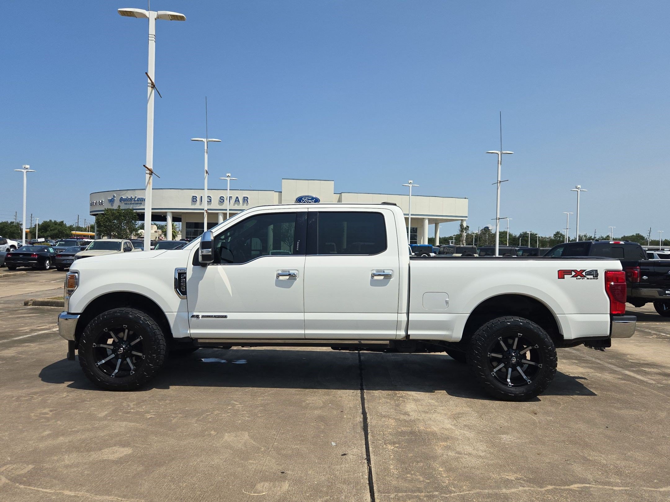 Certified 2022 Ford F250 King Ranch w/ King Ranch Ultimate Package AWD/4WD image 9