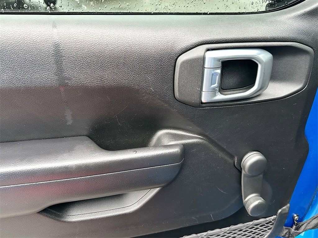 Used 2021 Jeep Gladiator Sport image 21