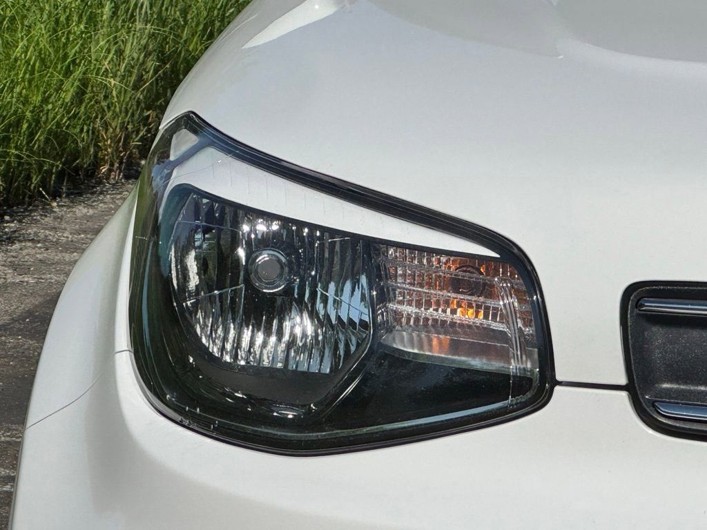 Used 2019 Kia Soul FWD image 4