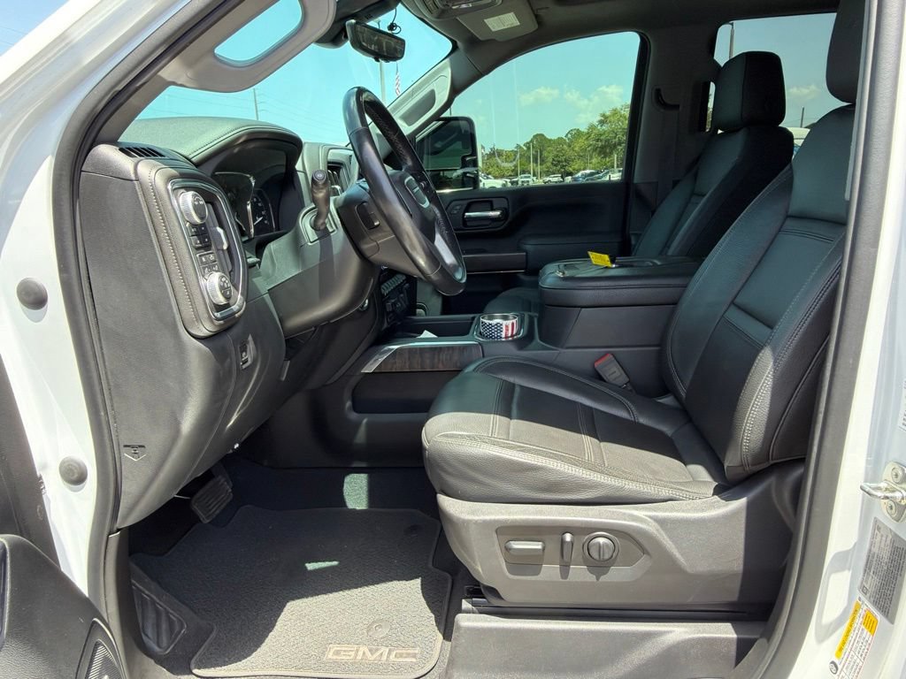 Used 2020 GMC Sierra 2500 Denali w/ Denali Ultimate Package AWD/4WD image 24