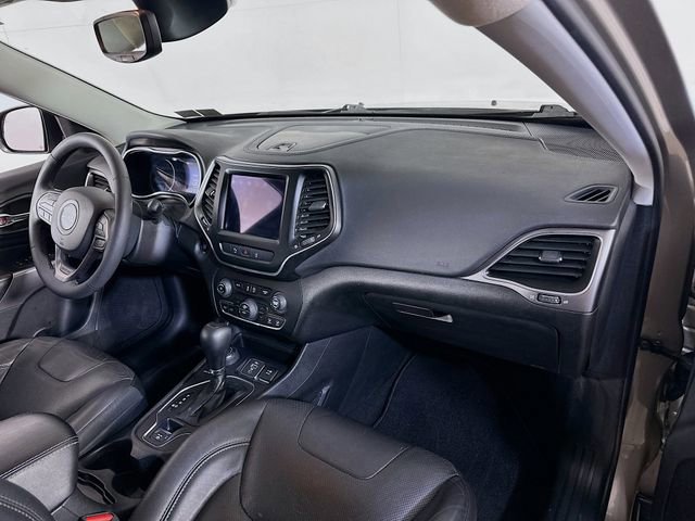 Used 2021 Jeep Cherokee Latitude Lux w/ Comfort/Convenience Group image 13