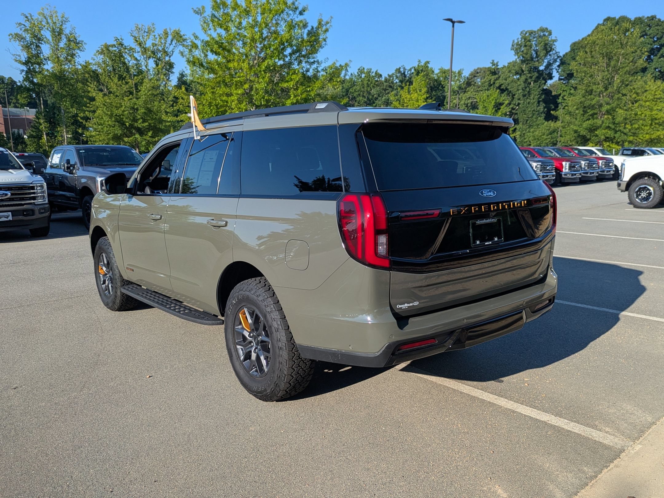 Certified 2025 Ford Expedition Tremor AWD/4WD image 6