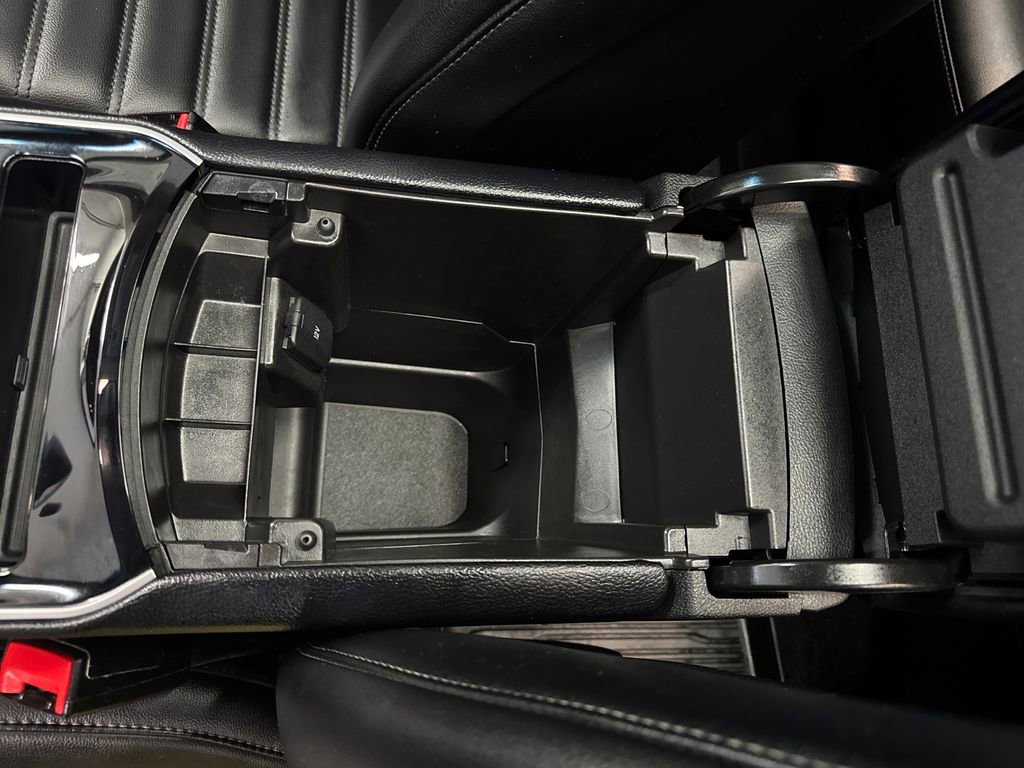 Certified 2019 Ford Edge SEL w/ Equipment Group 201A AWD/4WD image 26