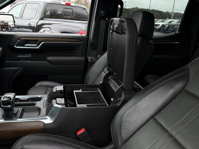 Used 2025 Chevrolet Silverado 1500 High Country AWD/4WD image 30