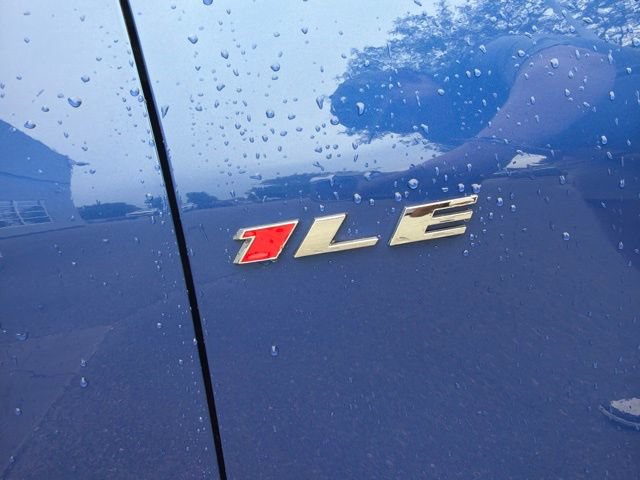 Used 2021 Chevrolet Camaro SS RWD image 12