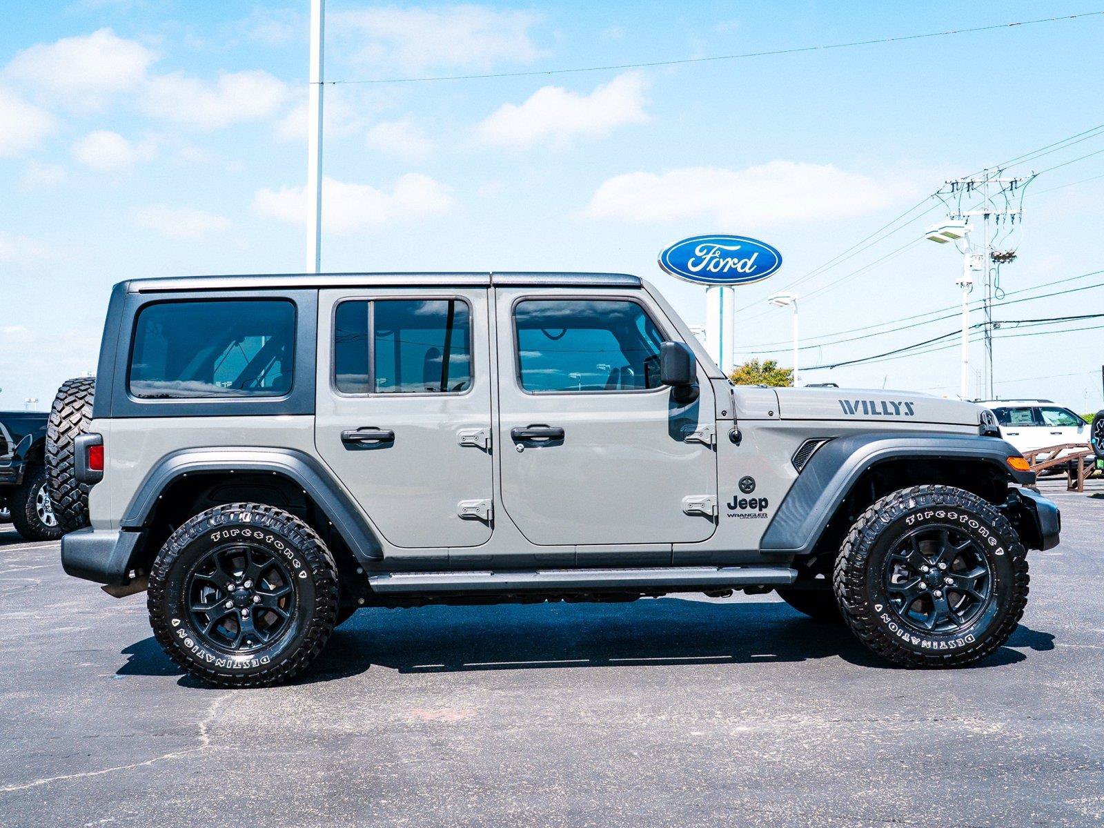 Used 2021 Jeep Wrangler Unlimited Sport AWD/4WD image 3