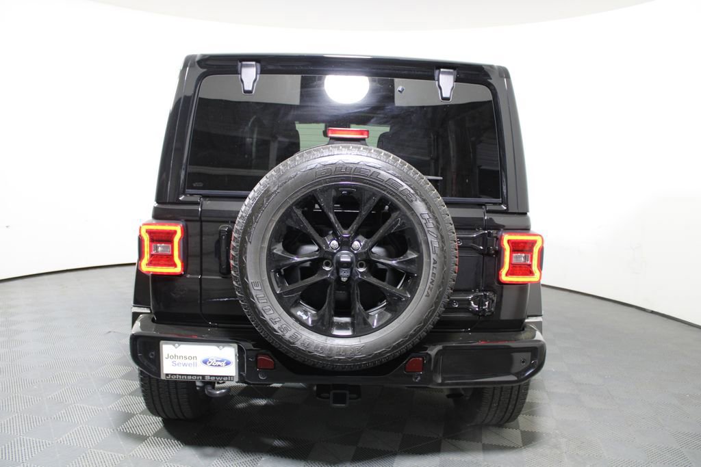 Used 2023 Jeep Wrangler Altitude image 3