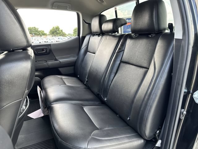 Used 2023 Toyota Tacoma SR AWD/4WD image 21