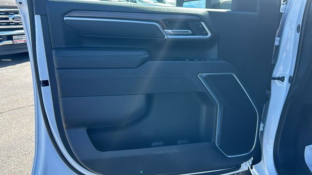 Used 2025 Chevrolet Silverado 2500 LT w/ Convenience Package image 16