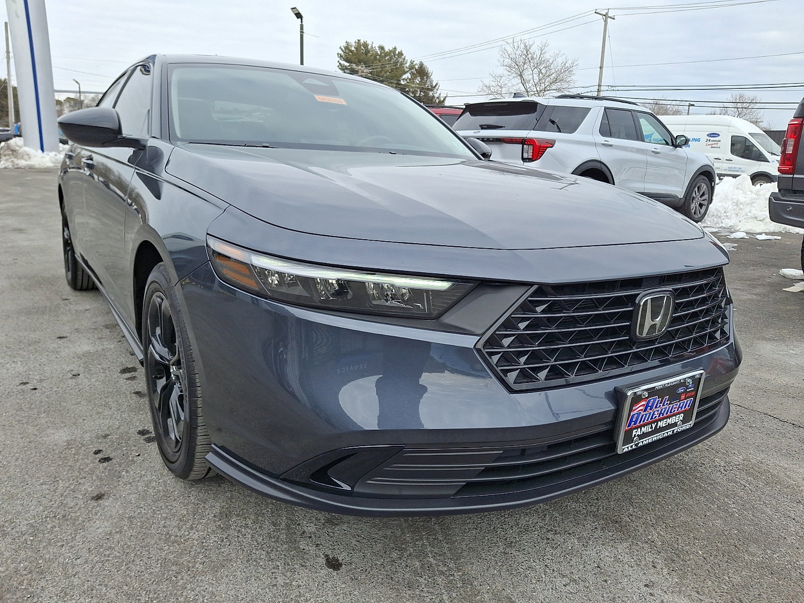 Used 2025 Honda Accord SE image 2