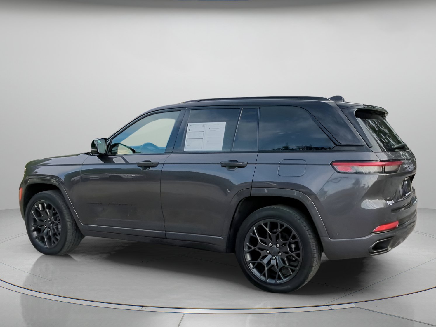 Used 2025 Jeep Grand Cherokee Summit w/ Obsidian Package AWD/4WD image 19