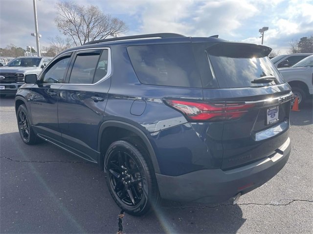 Used 2022 Chevrolet Traverse LT image 3