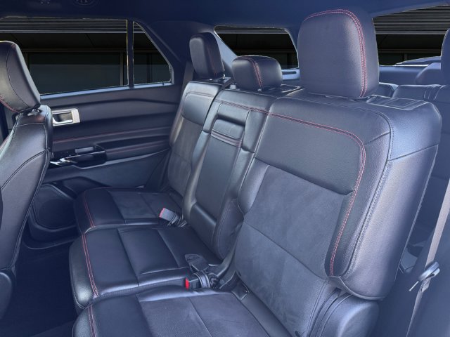 Certified 2023 Ford Explorer ST-Line AWD/4WD image 13