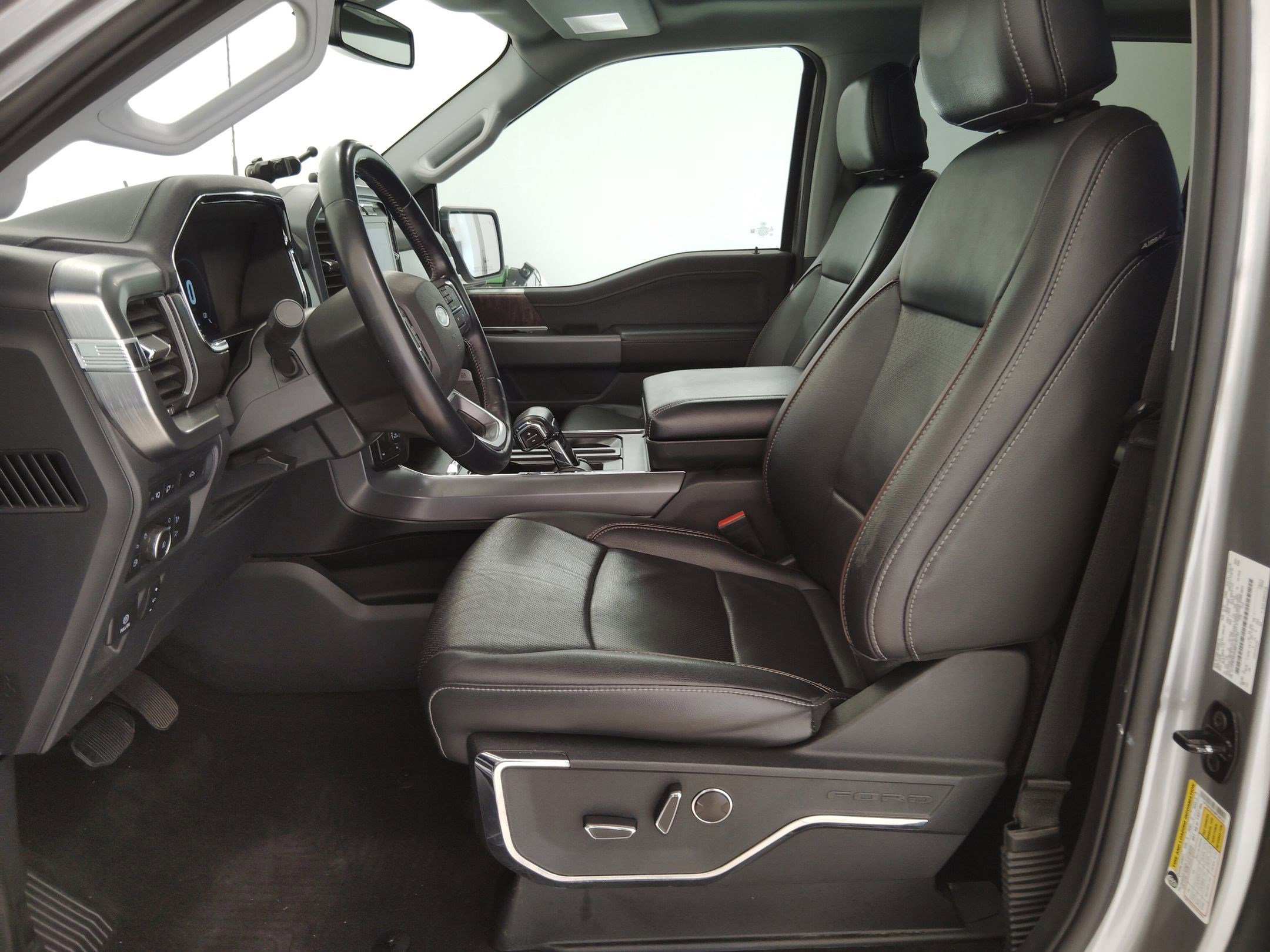 Certified 2021 Ford F150 Lariat image 11