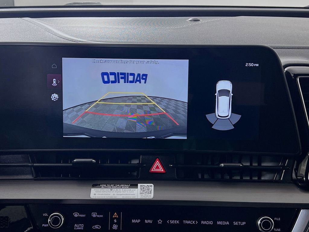 Used 2023 Kia Sportage EX image 19