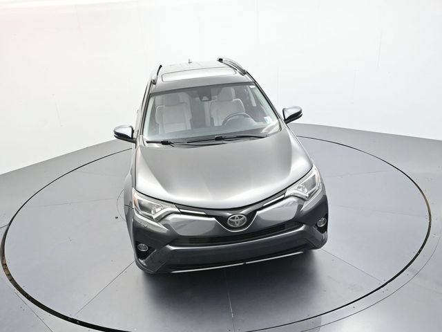 Used 2017 Toyota RAV4 XLE FWD image 38