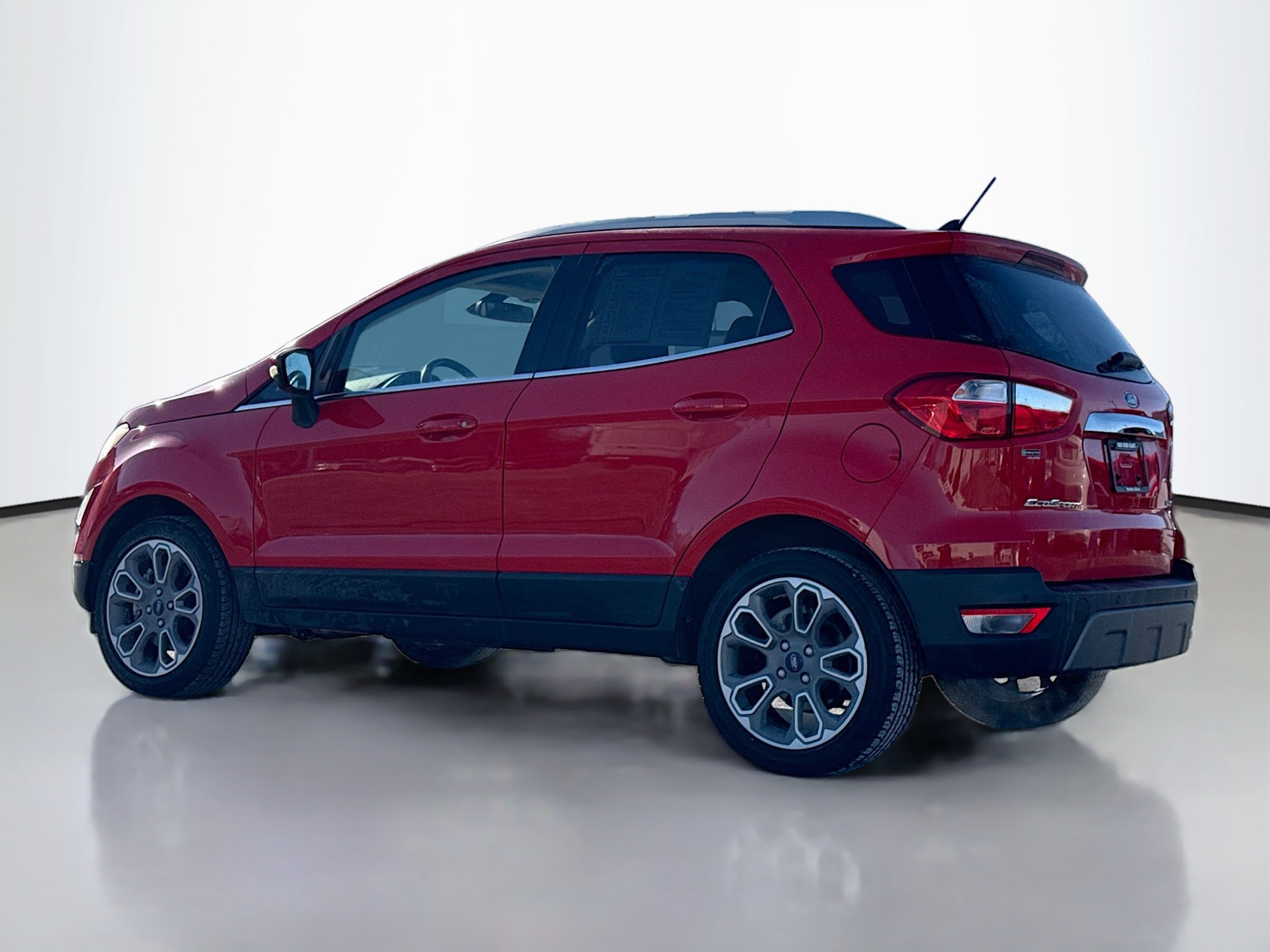 Certified 2021 Ford EcoSport Titanium image 2