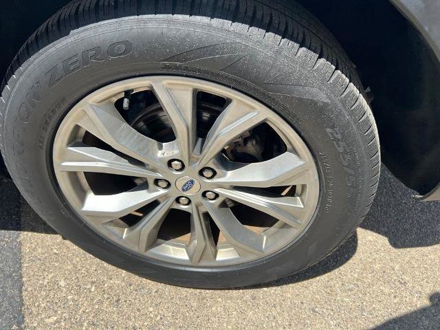 Certified 2023 Ford Explorer Limited RWD image 32