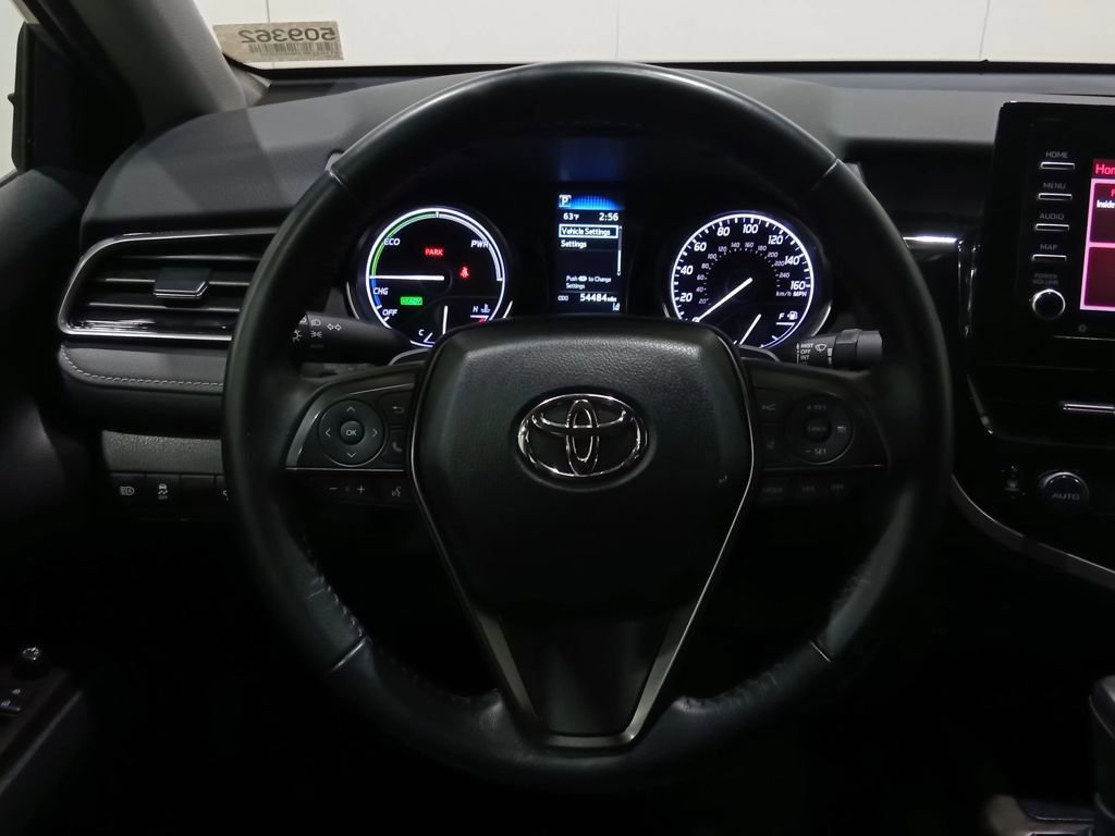 Used 2022 Toyota Camry SE image 15