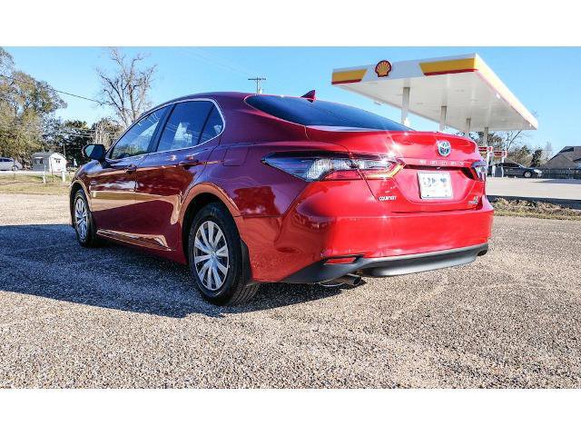Used 2024 Toyota Camry LE image 3