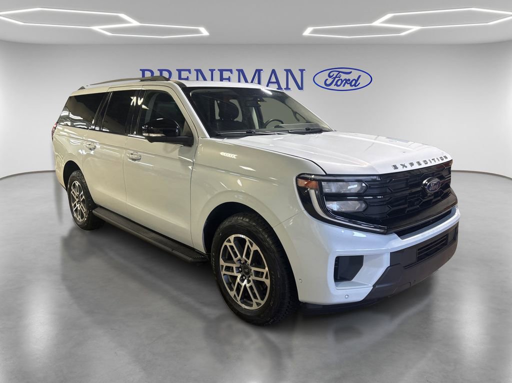 Certified 2025 Ford Expedition Max Active AWD/4WD image 3